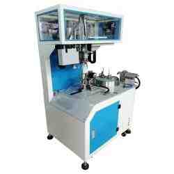 Wickel- und Bindemaschine