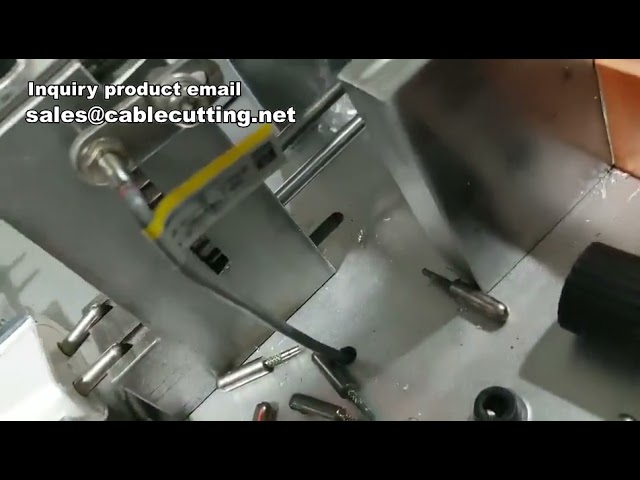 Automatische Handy-Ladegerät-Herstellungsmaschine: Kontaktstift-Installation und -Einsetzen