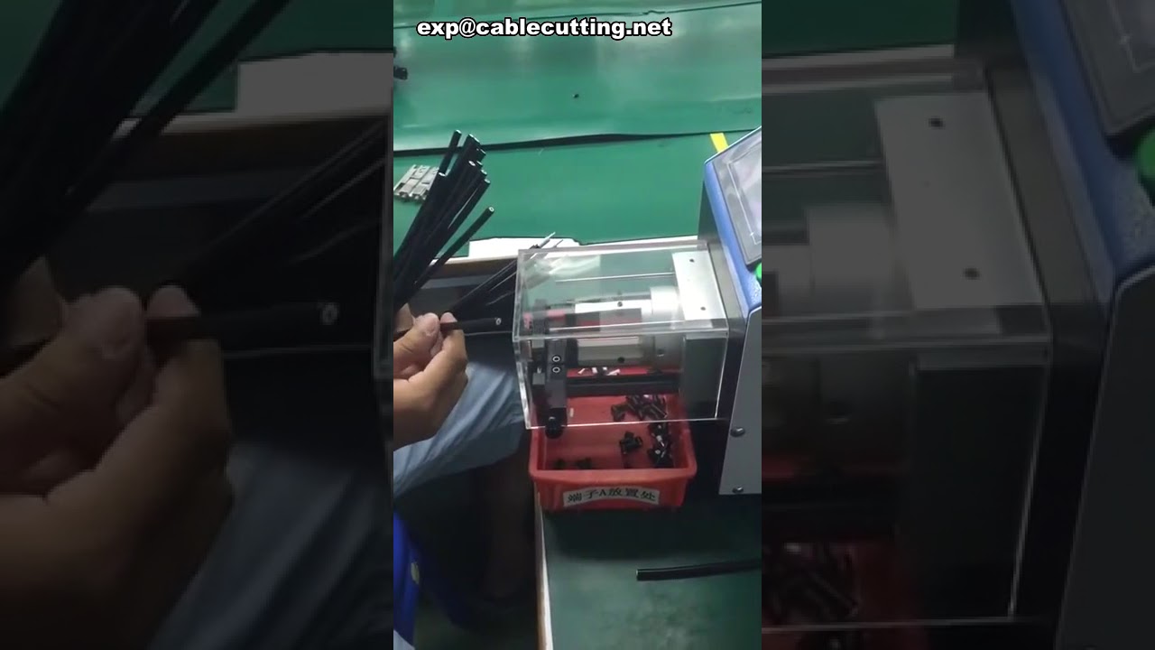 9-Lagen-Koaxialkabel-Abstreifmaschine mit Rotationsmesser – Präzise und Effizient
