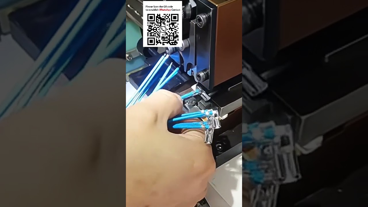 Flachstecker-Flaggen-Crimpmaschine für lose Einzelteile mit kundenspezifischen Applicator-Werkzeugen